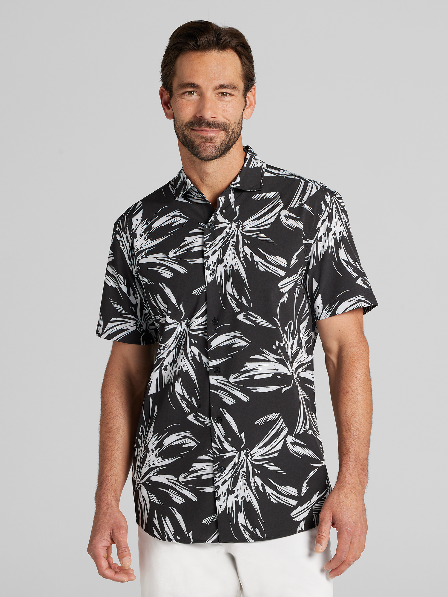 Modern Fit Woven Linen Button-Up Shirt