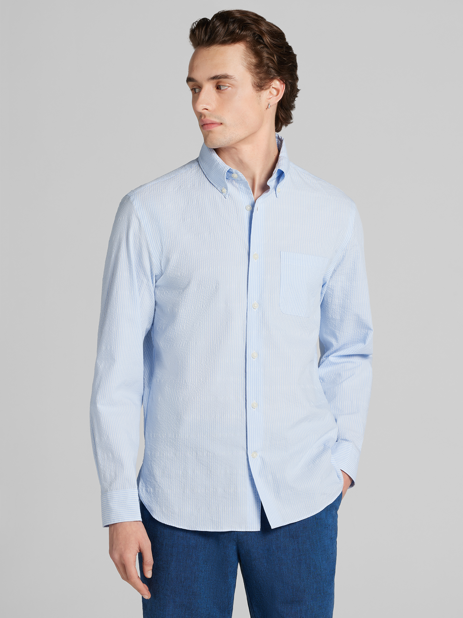 Modern Fit Seersucker Stripe Button Up Shirt