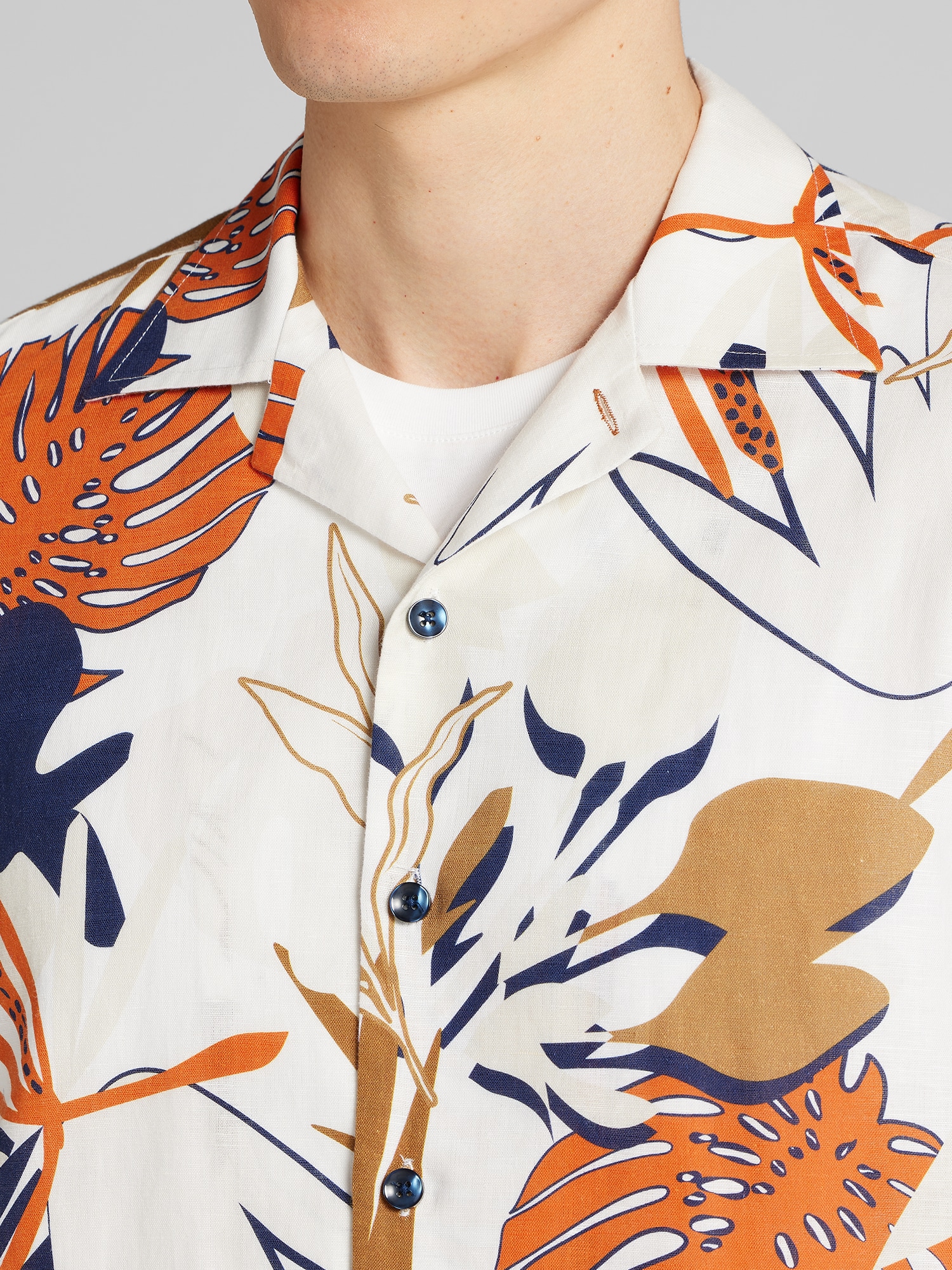 Modern Fit Short Sleeve Floral Camp Shirt