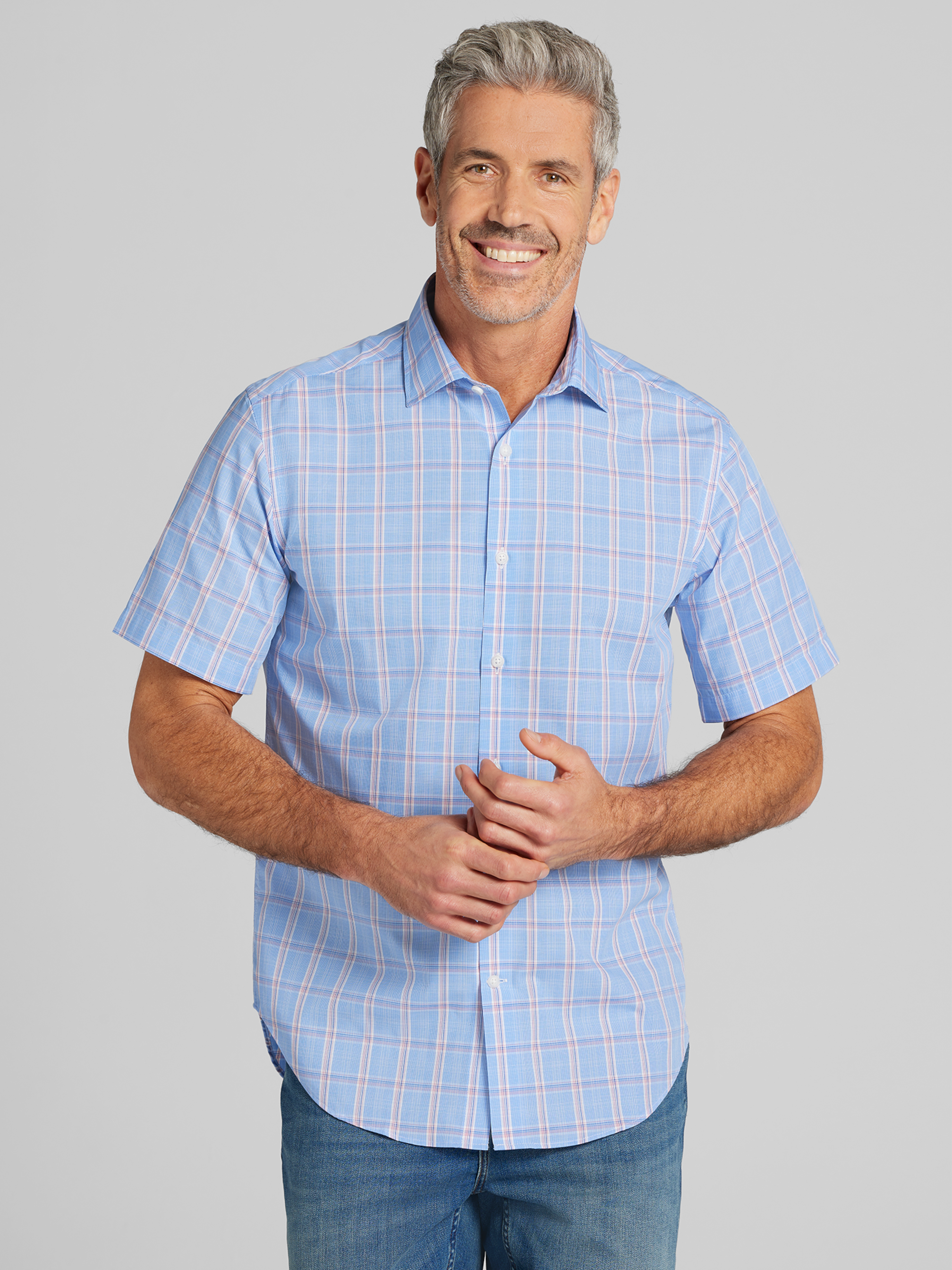 Modern Fit Plaid Short Sleeve Button Up Shirt