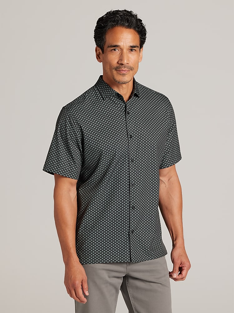 Awearness Kenneth Cole CHILLFLEX Modern Fit 4-Way Stretch Short Sleeve Button-Up Shirt in Black, Size XL