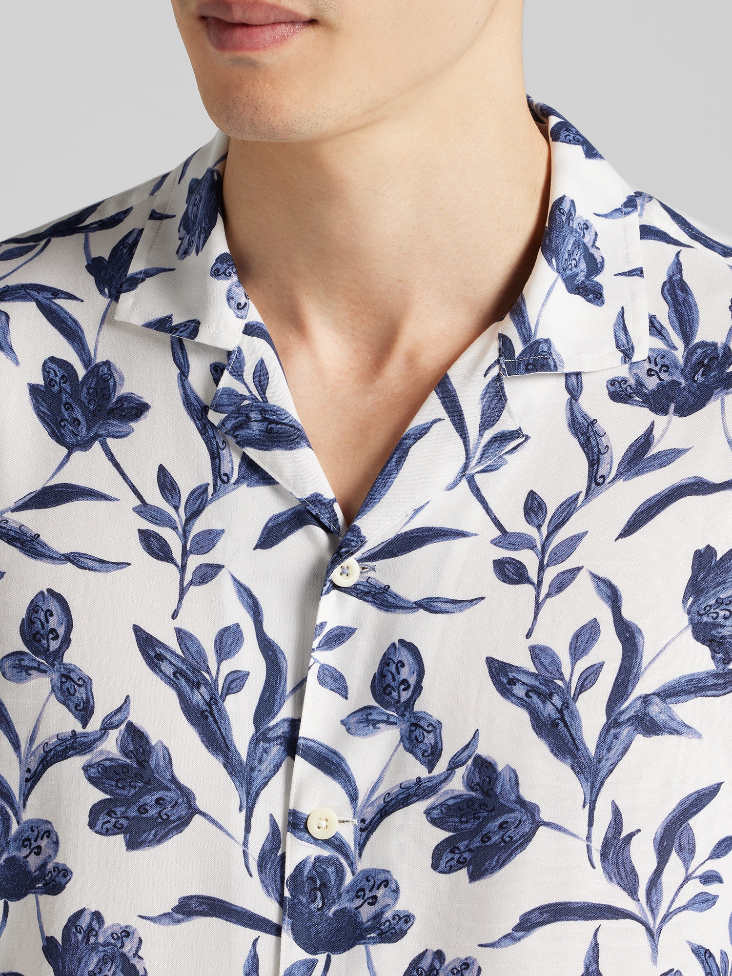 Modern Fit Floral Button Up Shirt