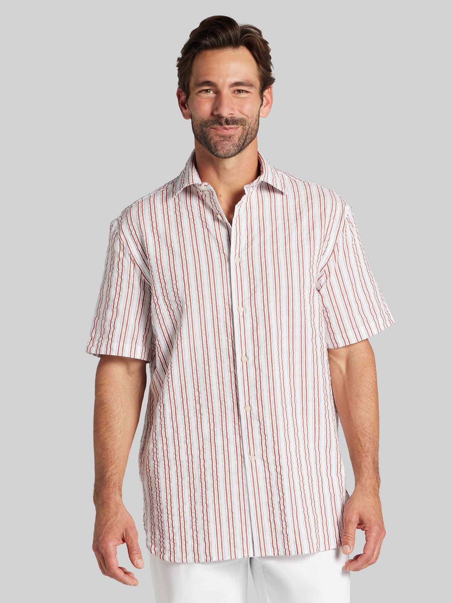 Classic Fit Cotton Blend Short Sleeve Button Up Shirt