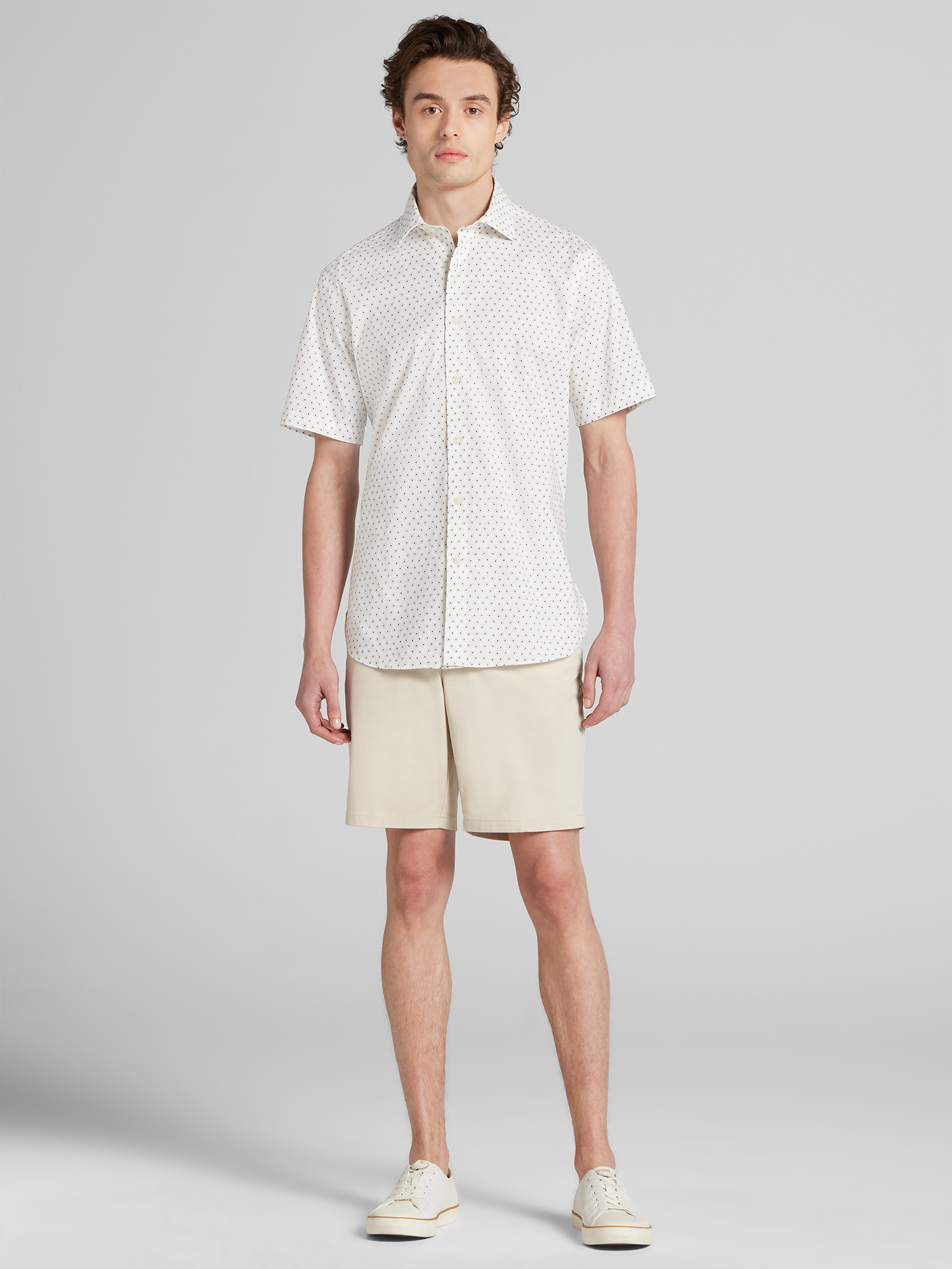 Modern Fit Cotton Blend Short Sleeve Button Up Shirt