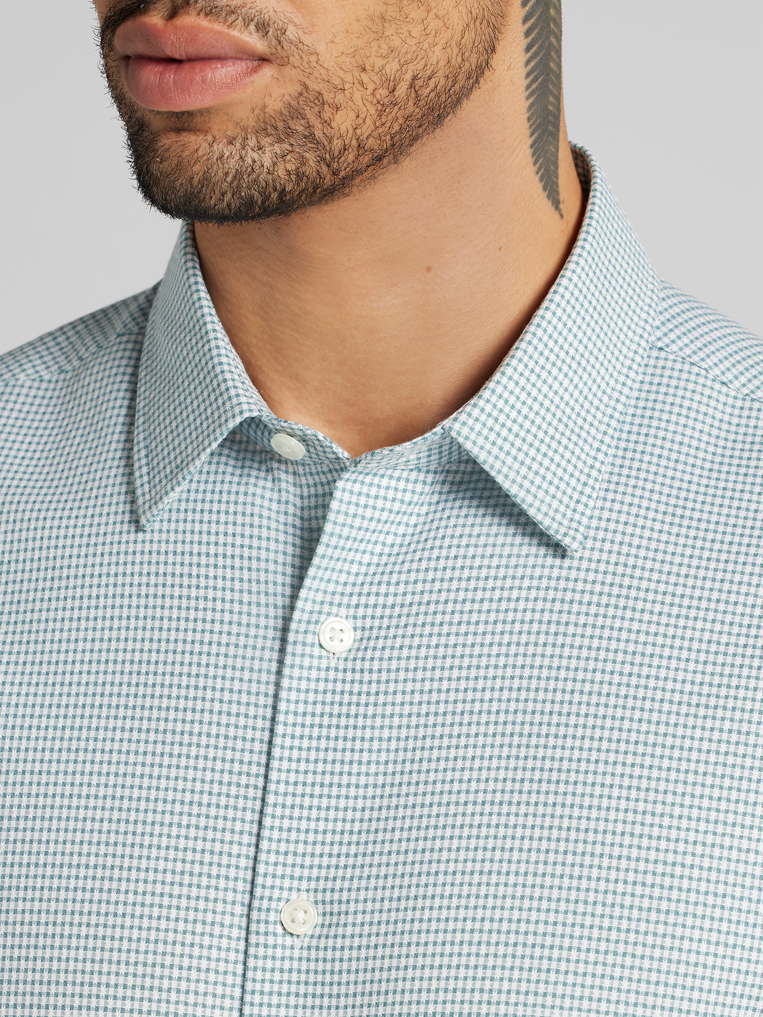 CHILLFLEX Slim Fit Button Up Shirt