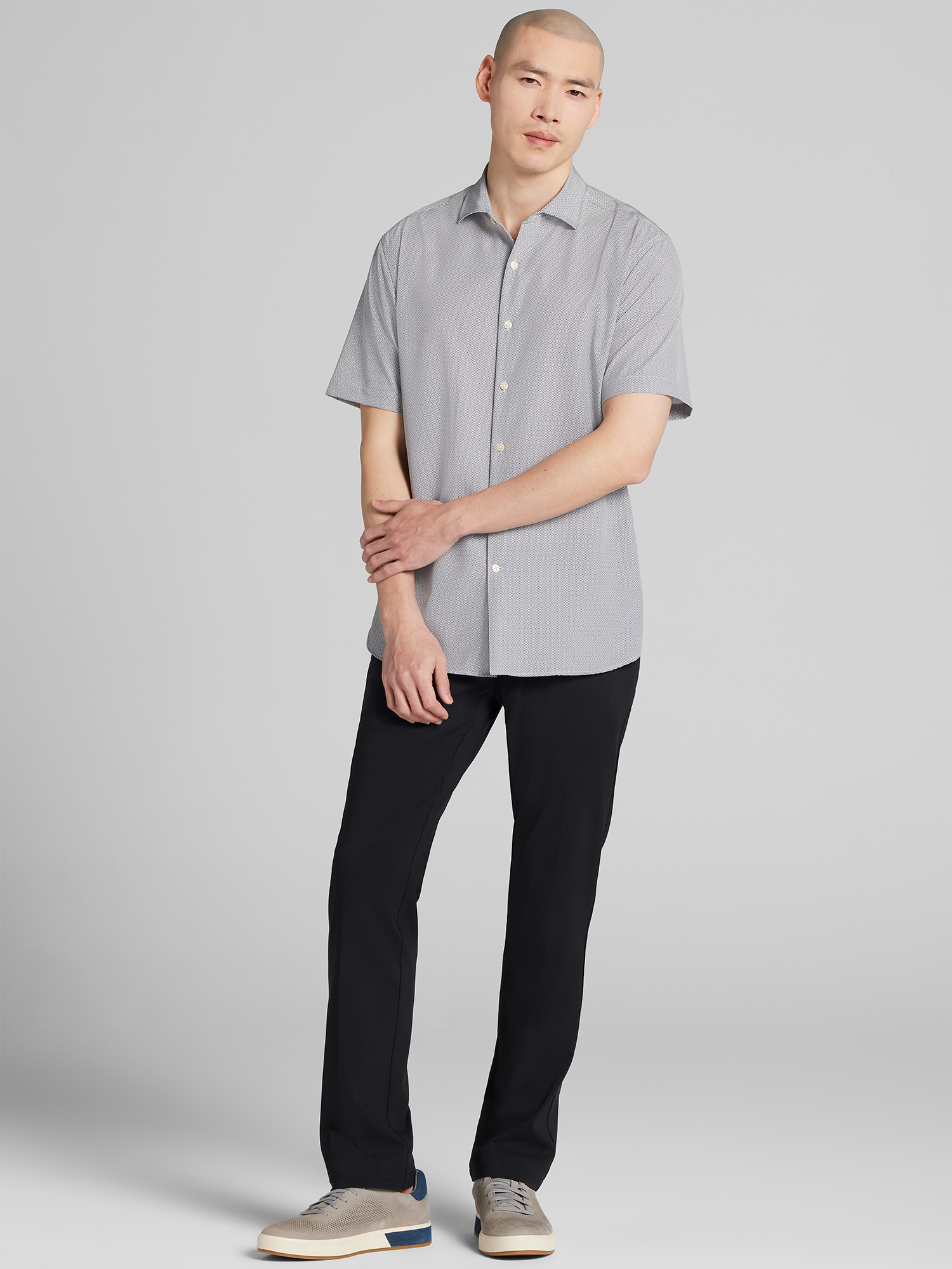Modern Fit Short Sleeve Button Up Shirt