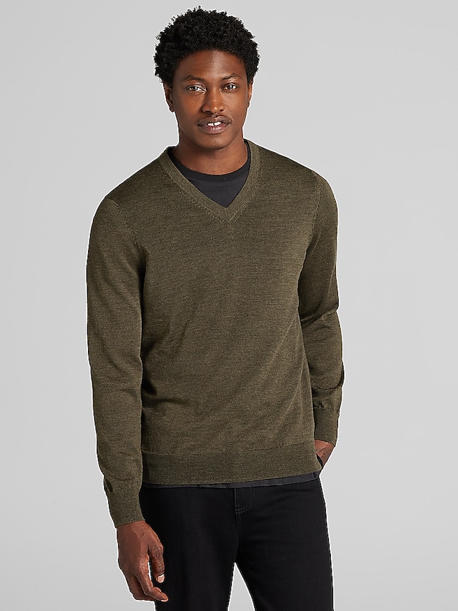 Men's Merino Wool Blend V-Neck Sweater