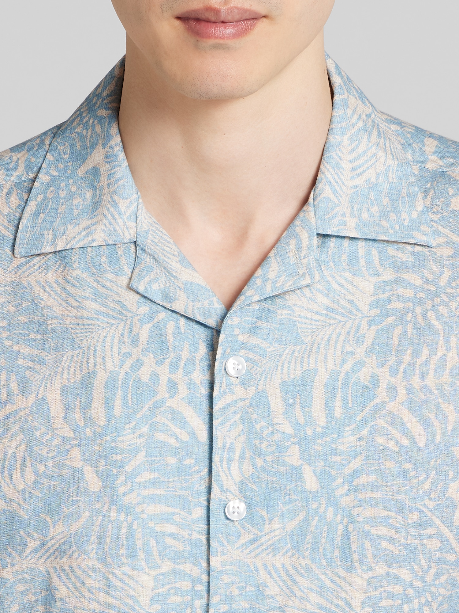 Modern Fit Tropical Pattern Camp Shirt