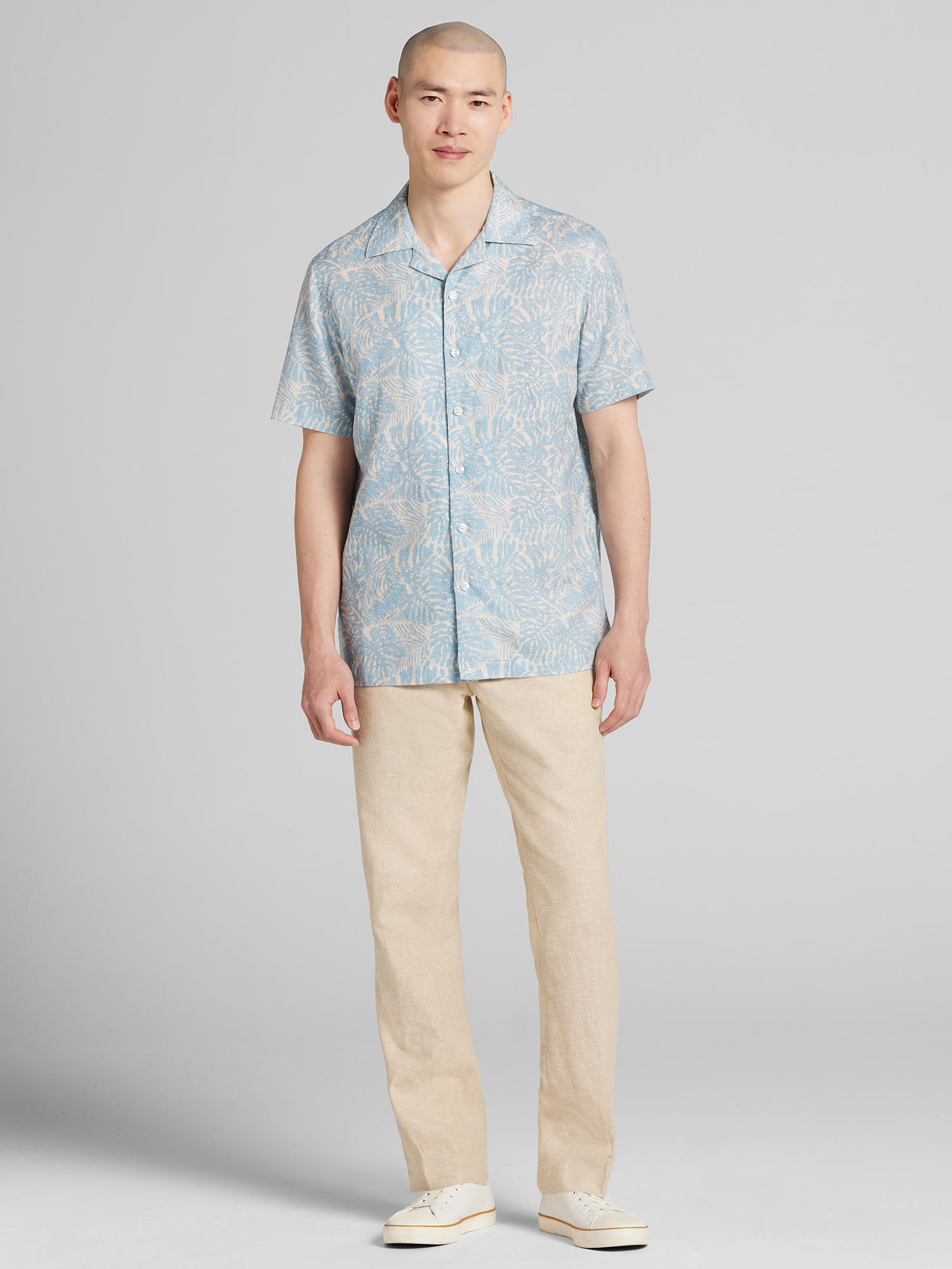 Modern Fit Tropical Pattern Camp Shirt