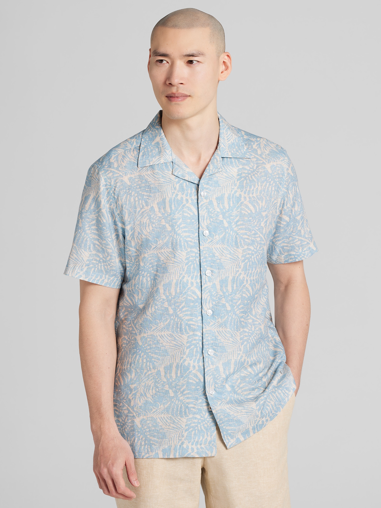 Modern Fit Tropical Pattern Camp Shirt