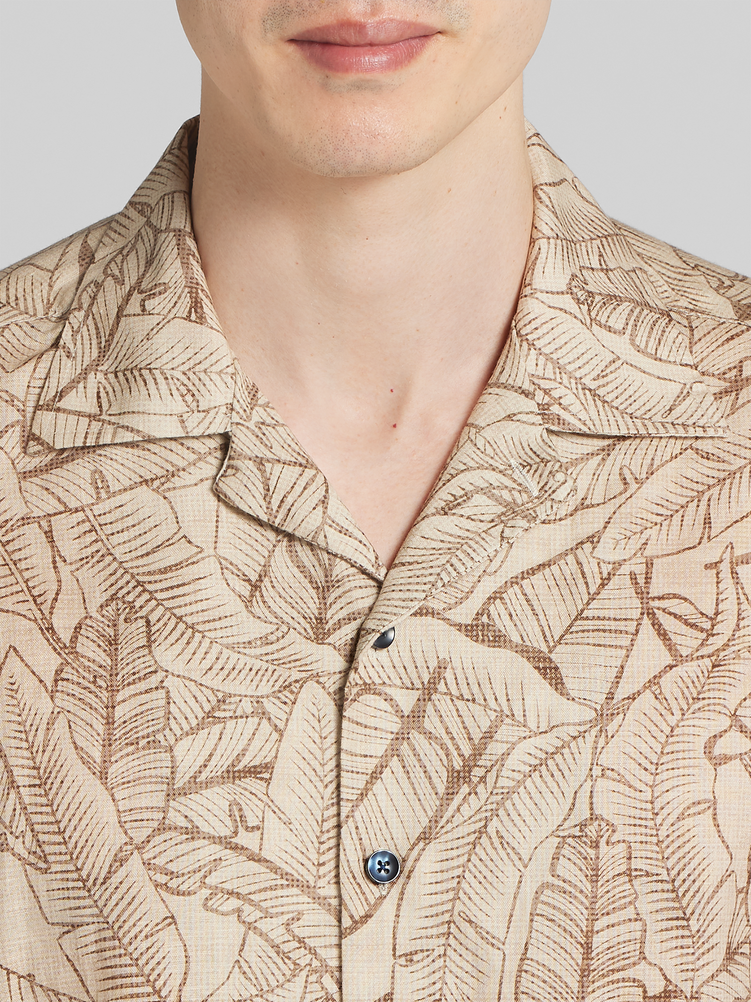 Modern Fit Tropical Pattern Camp Shirt