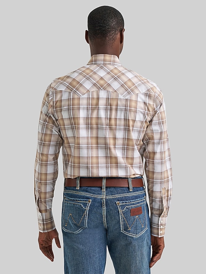 Wrangler Modern Fit Plaid Western Button Up Shirt