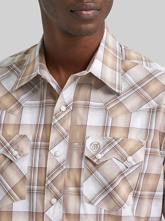 Wrangler Modern Fit Plaid Western Button Up Shirt