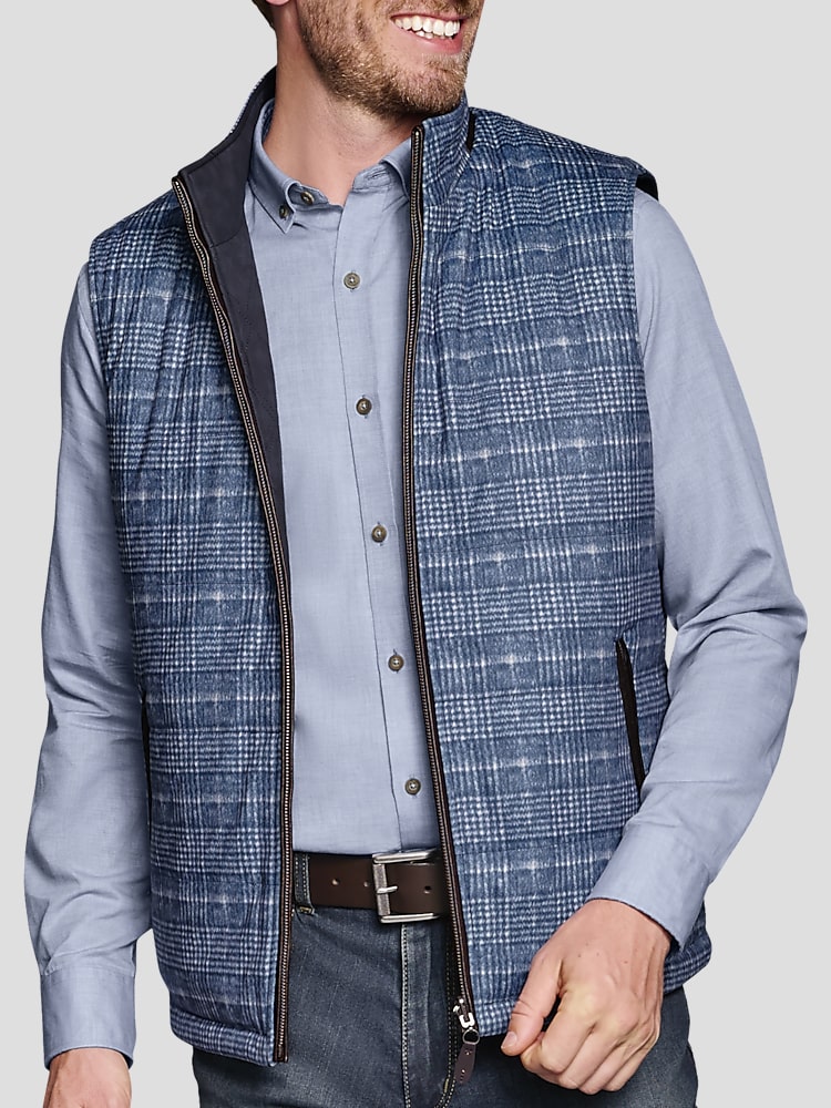 Johnston Murphy Modern Fit Upton Reversible Vest Casual Vests Men s Wearhouse