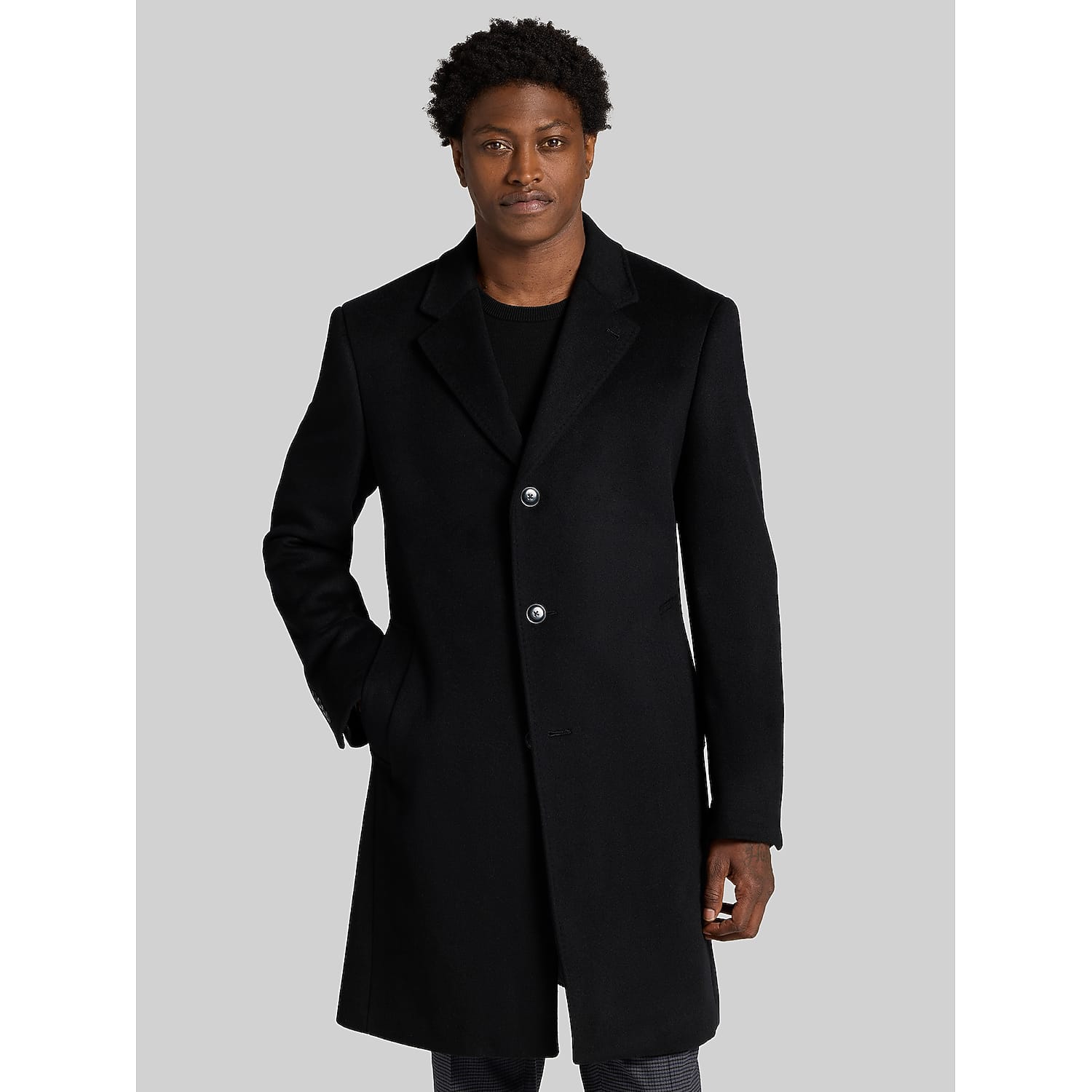 Michael Kors Kavon Wool Cashmere Blend Overcoat in Black – Men’s Three-Button Topcoat, Size 42 Regular