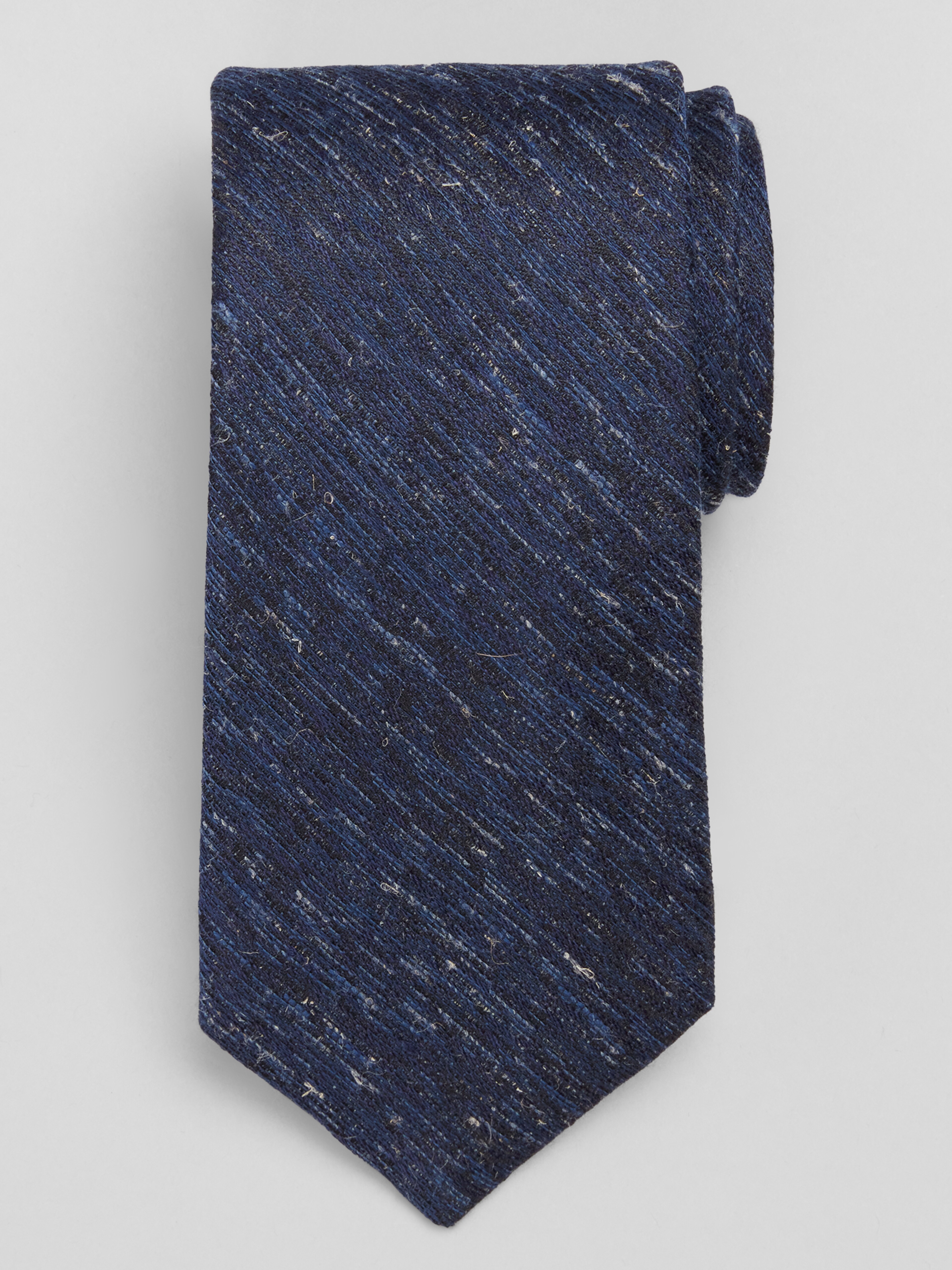 Textural Solid Tie