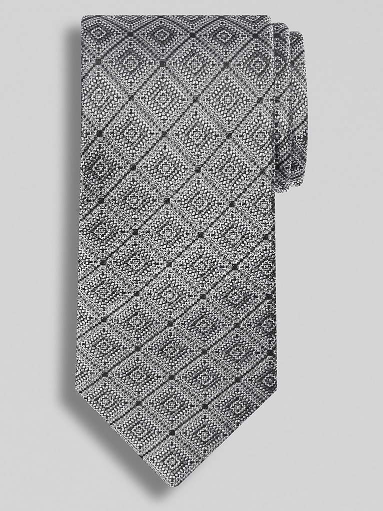 Joseph Abboud Narrow Medallion Tie