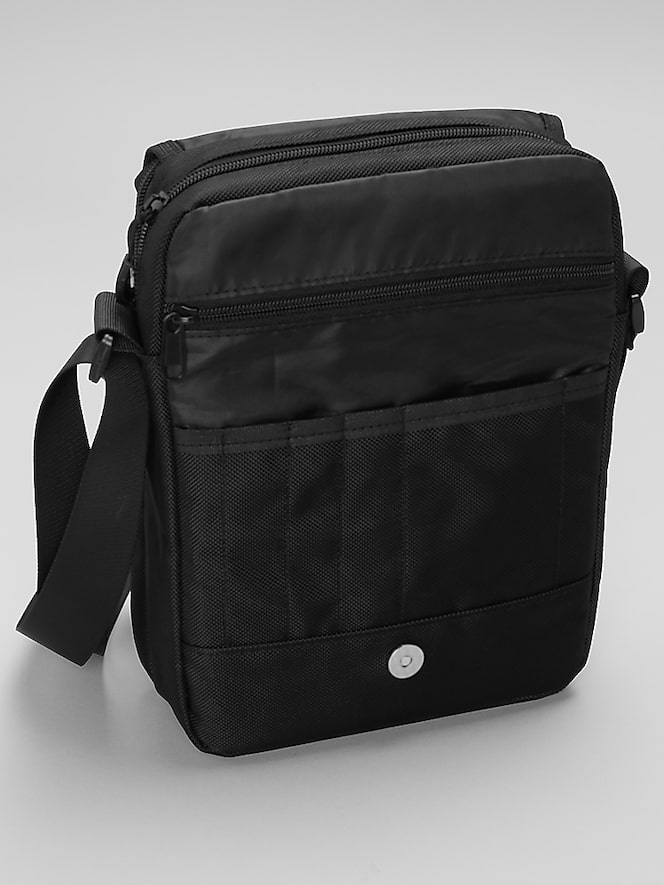 Awearness Kenneth Cole Messenger Bag