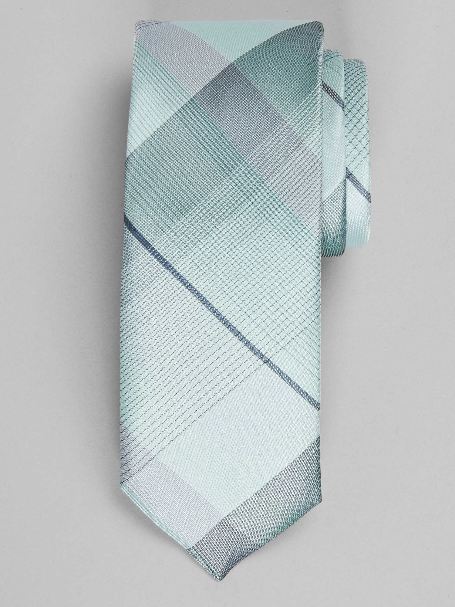 Refined Plaid Tie
