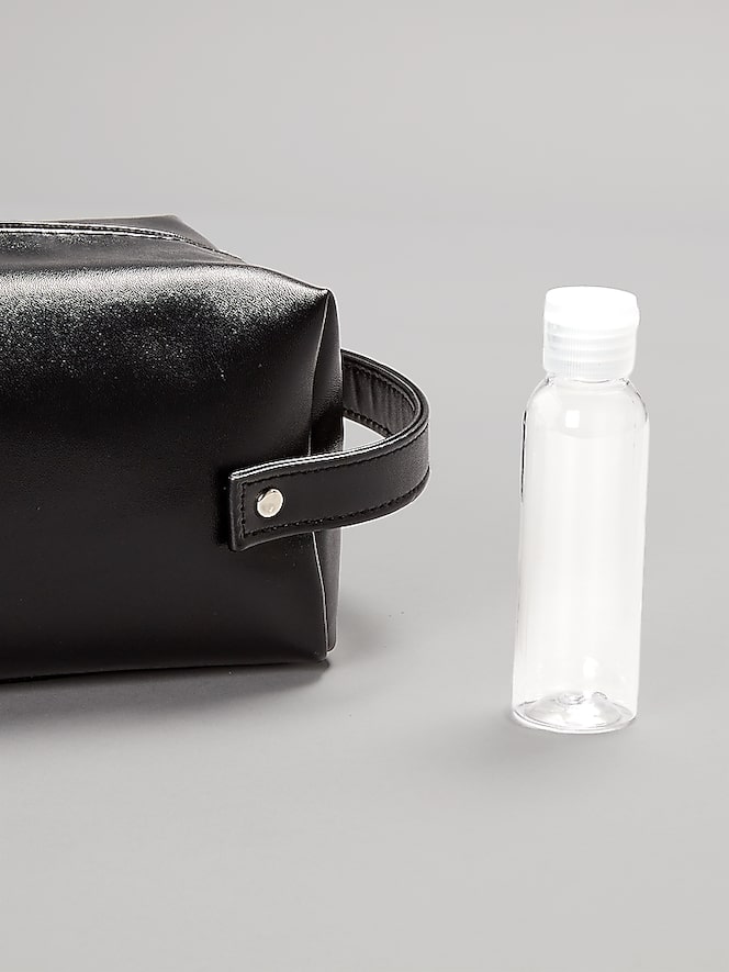 Perry Ellis Faux Leather Simple Travel Kit