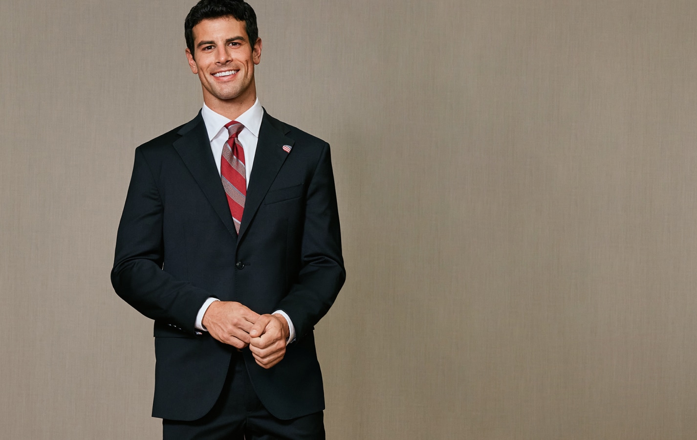 Weekend sale. Suits 25 percent off. Shop the weekend sale.